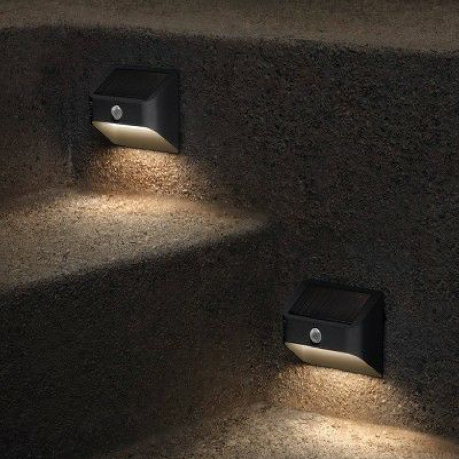 * | Brand New Smart Lighting Solar Steplight Ring